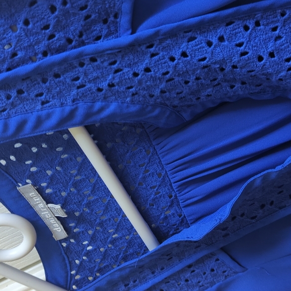 Blouse - Picture 2 of 2